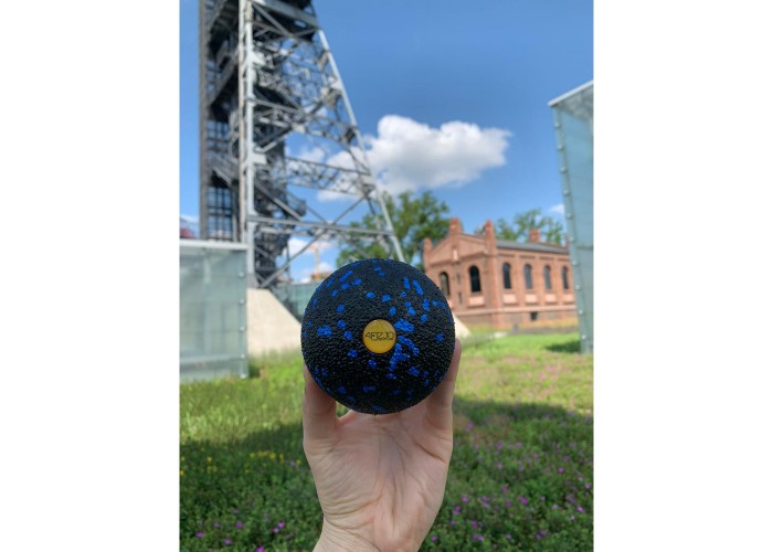 Масажний м'яч 4FIZJO EPP Ball 08 Black/Blue (P-5907222931257)