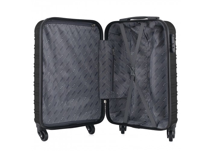 Валіза Semi Line 28" (L) Black (T5636-3)