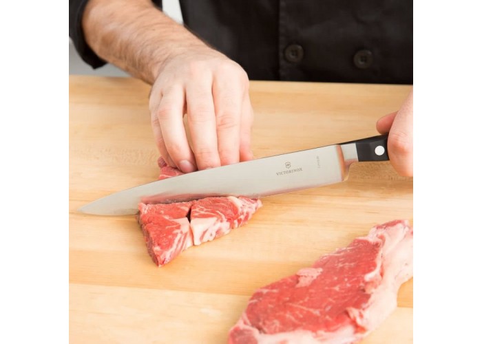 Кухонний ніж Victorinox Forged Carving German Type 20см (7.7113.20)