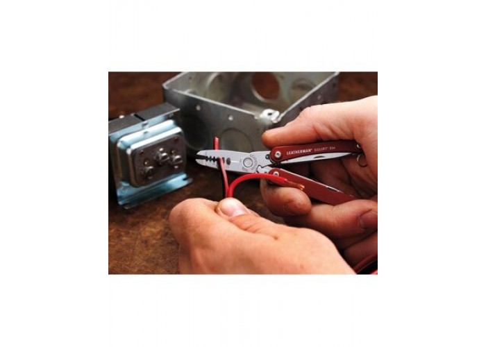 831242 Набір LEATHERMAN Squirt ES4 black, в коробці