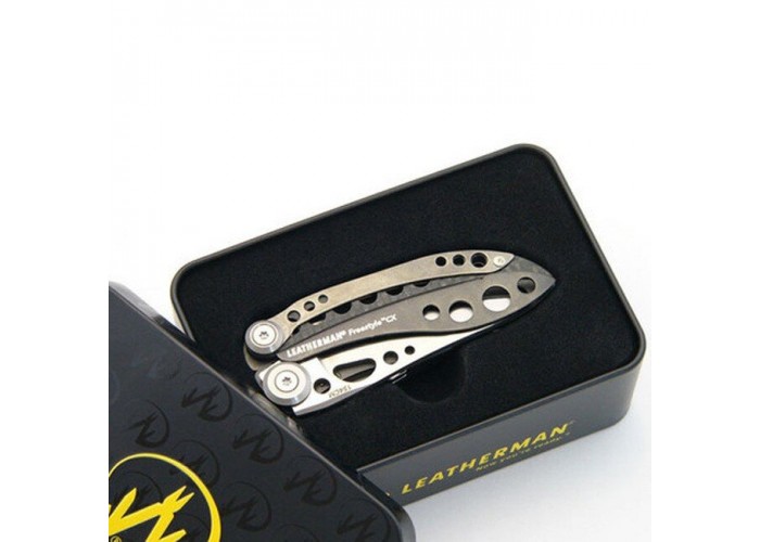 831 126 Набір LEATHERMAN Freestyle, шкір. чохол, подар.коробка
