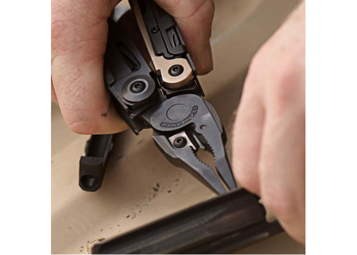 Мультиінструмент Leatherman Mut Black, чохол Molle (олива), картонна коробка