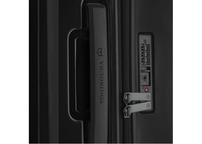Валіза Victorinox AIROX/Black Середня
