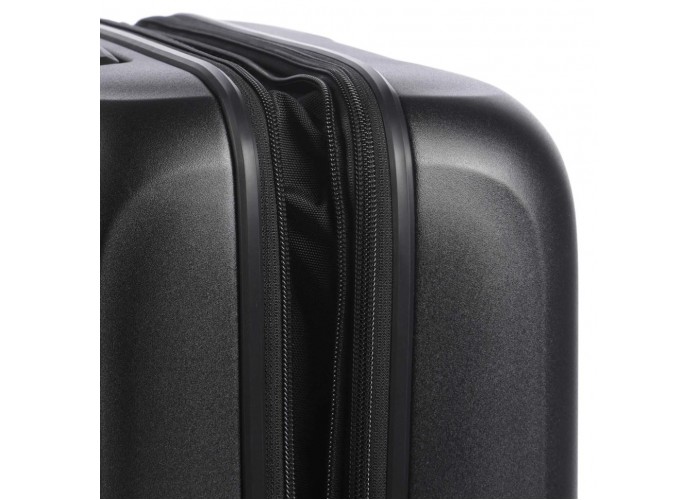 Валіза Victorinox AIROX Advanced Black Середня