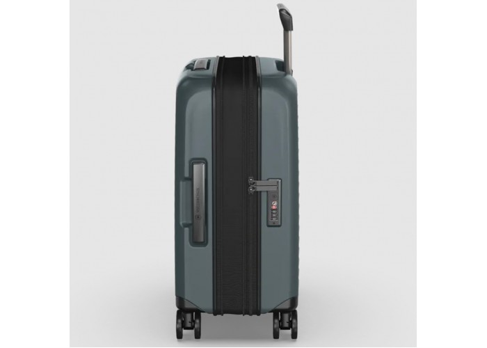 Валіза Victorinox AIROX Advanced Storm Маленька