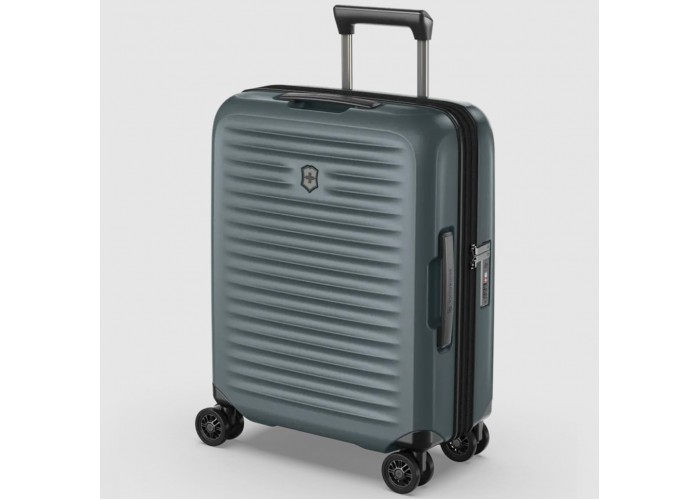 Валіза Victorinox AIROX Advanced Storm Маленька