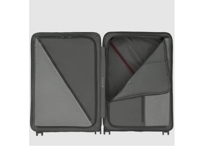 Валіза Victorinox AIROX Advanced Storm Середня