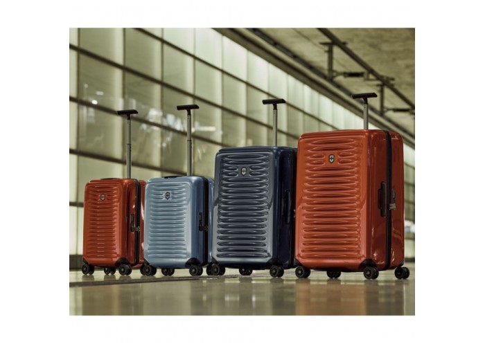Валіза Victorinox Travel AIROX/Dark Blue L Велика
