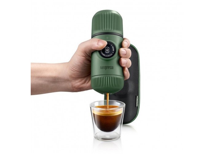 Портативна еспресо-кавоварка Wacaco Nanopresso зелена з чохлом