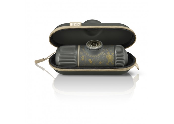 Портативна еспресо-кавоварка Wacaco Nanopresso темно-сіра з чохлом