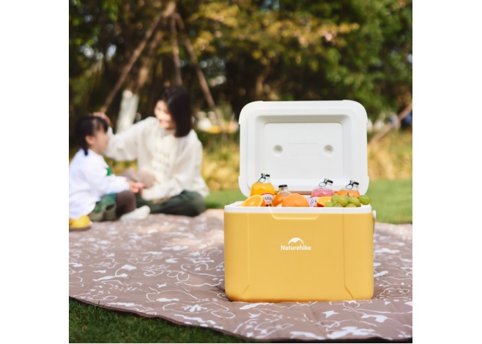 Туристичний холодильник Naturehike CNK2450CF012, 18 л, жовтий